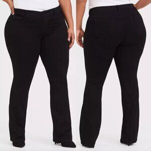 TORRID Plus Size Slim Boot Jean Vintage Stretch Black Mid Rise Bootcut Jeans 18